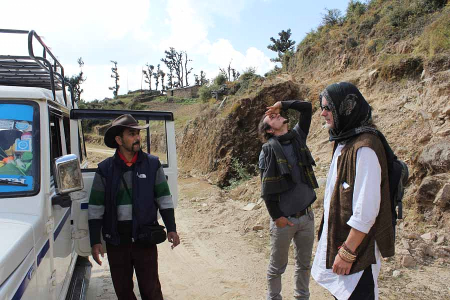 Field trip vehicle in the Himalayas, Dunagiri Foundation