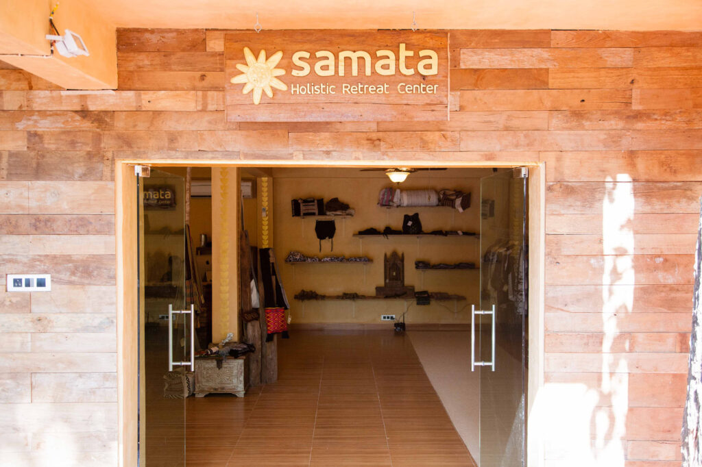 Wide shot of Samata retreat center, Goa