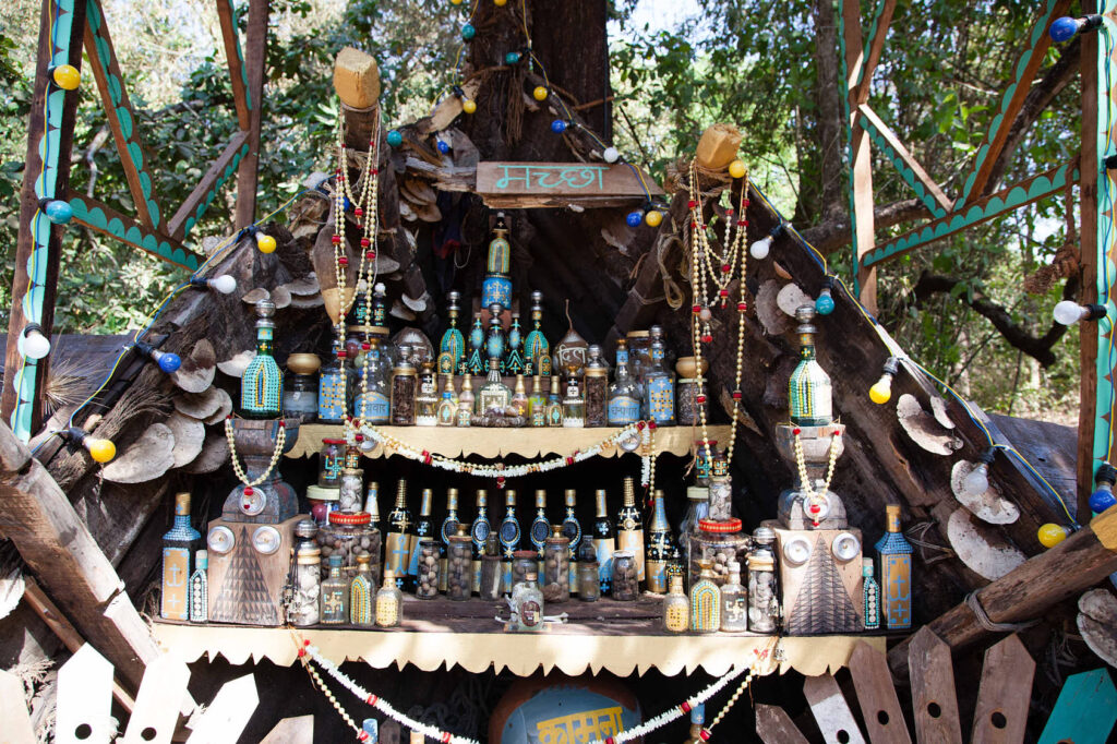 Communal dining at Samata retreat center, Goa